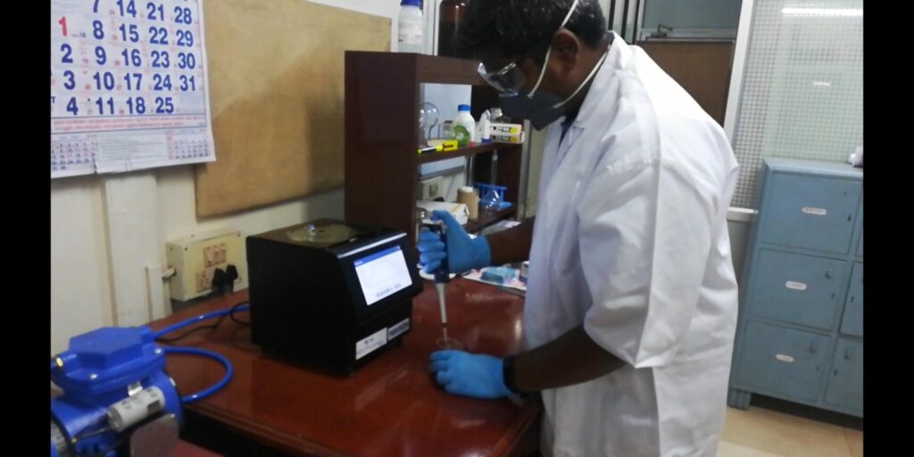 spin-coating-machine-manufacturers-suppliers-india-scientific-lab-equipment-attendant